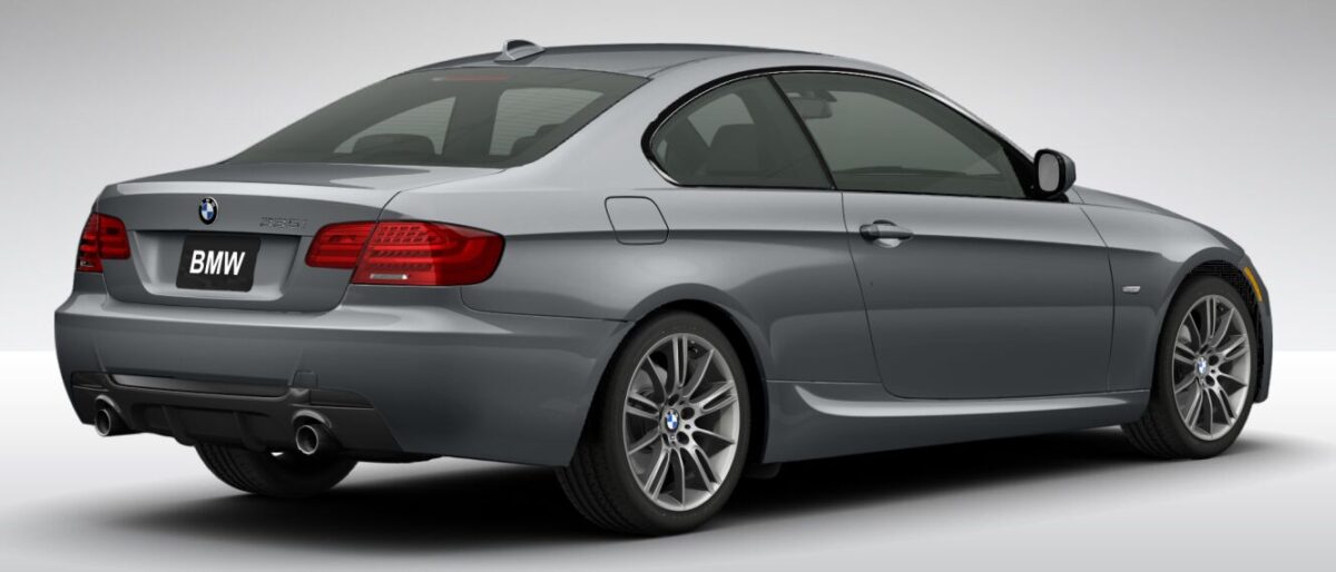 2011 BMW 335i Coupe exterior rear side
