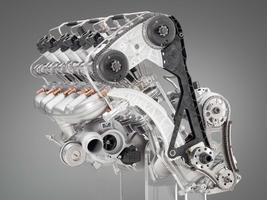 BMW N55 3 liter engine cutaway 04