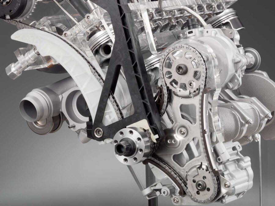 BMW N55 3 liter engine cutaway 02