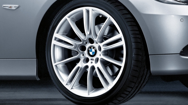 BMW E90 series light alloy wheels